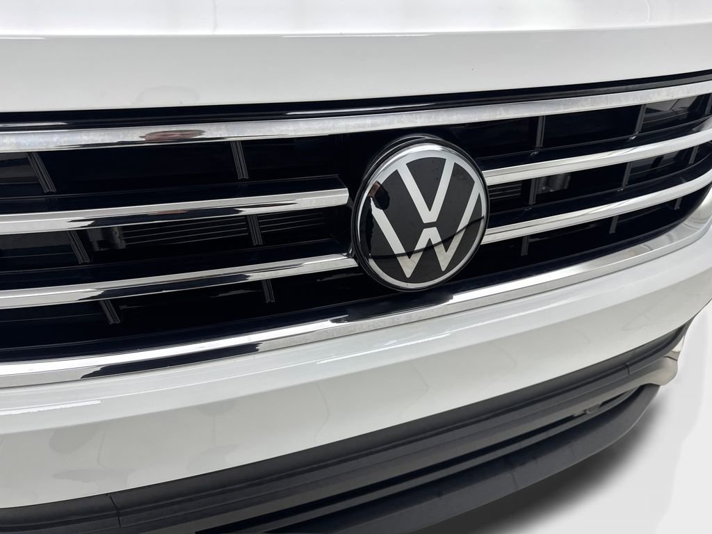 Used 2024 Volkswagen Tiguan SE FWD image 25