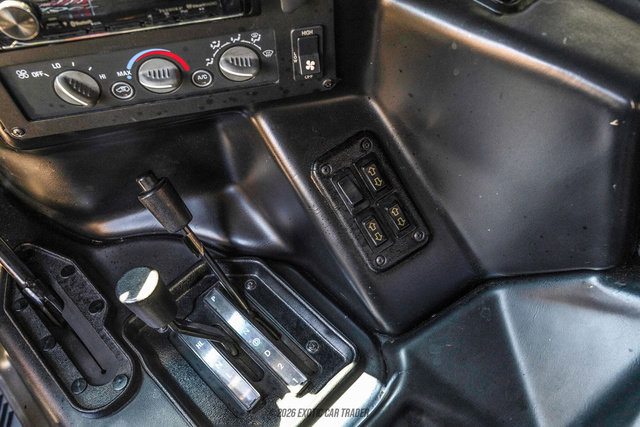 Used 1996 HUMMER H1 4-Door Open Top image 36