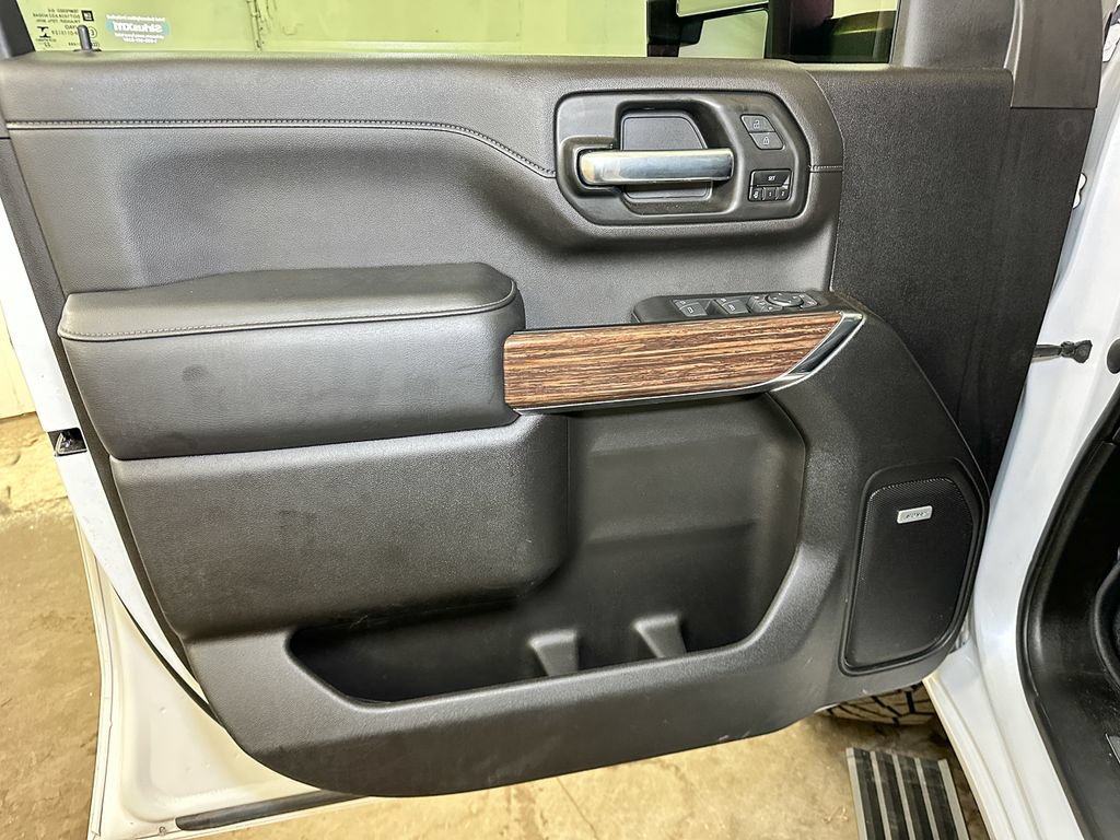 Used 2023 Chevrolet Silverado 2500 High Country AWD/4WD image 27
