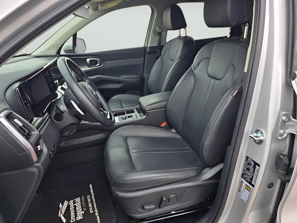 Used 2024 Kia Sorento EX image 29