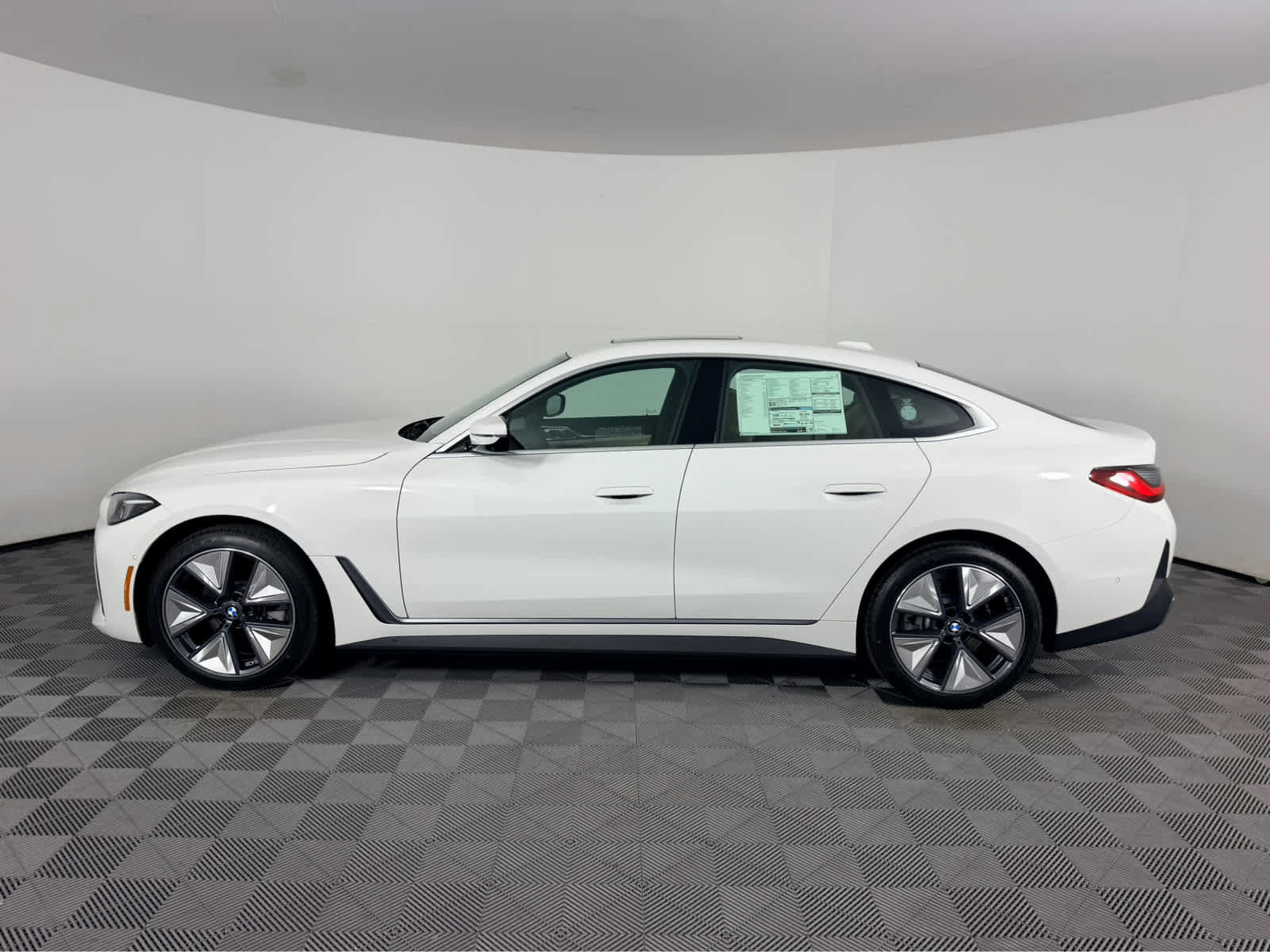 New 2026 BMW i4 eDrive40 w/ Premium Package RWD image 6