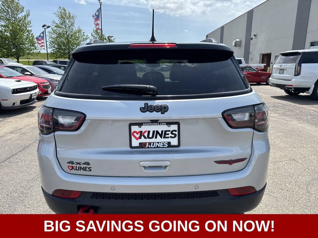 New 2025 Jeep Compass Trailhawk w/ Trailhawk Elite Group AWD/4WD image 5