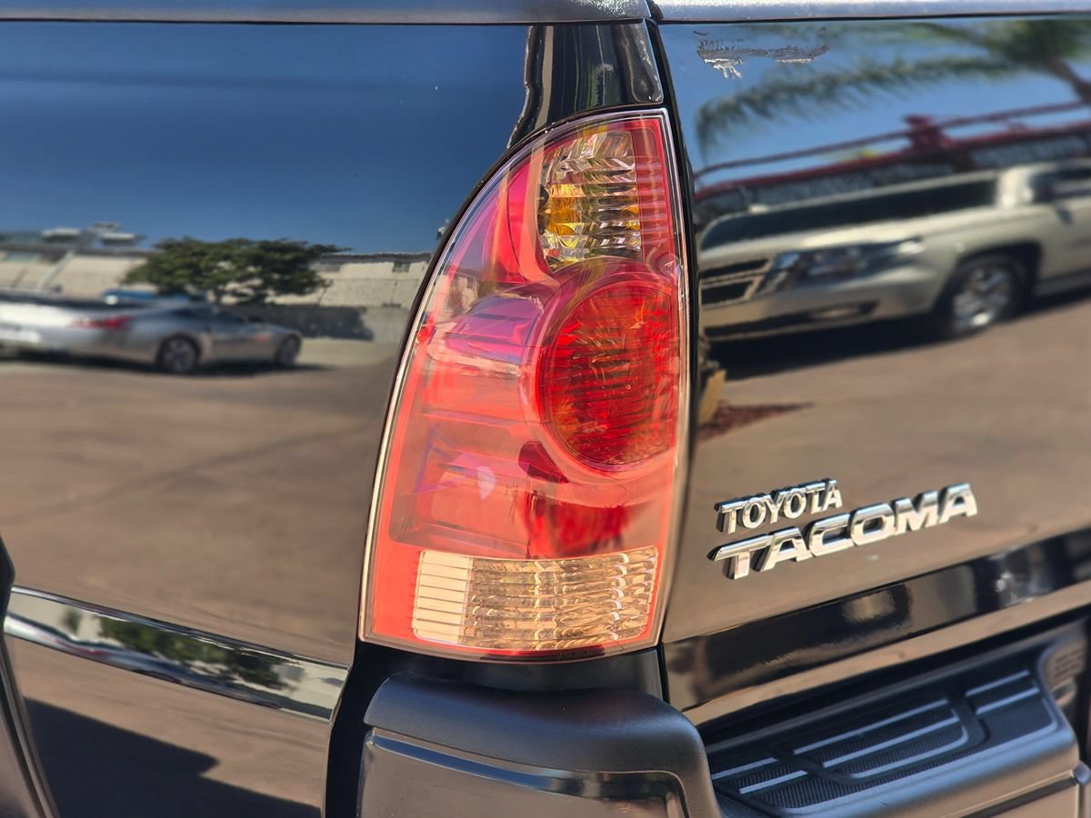 Used 2014 Toyota Tacoma 4x4 Double Cab image 10