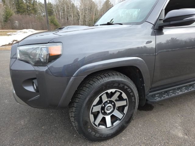 Used 2020 Toyota 4Runner TRD Off-Road image 32