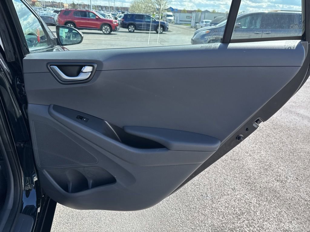 Used 2018 Hyundai Ioniq SEL image 35