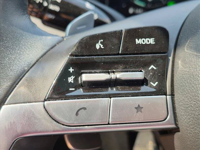 Used 2022 Hyundai Tucson Limited AWD/4WD image 11