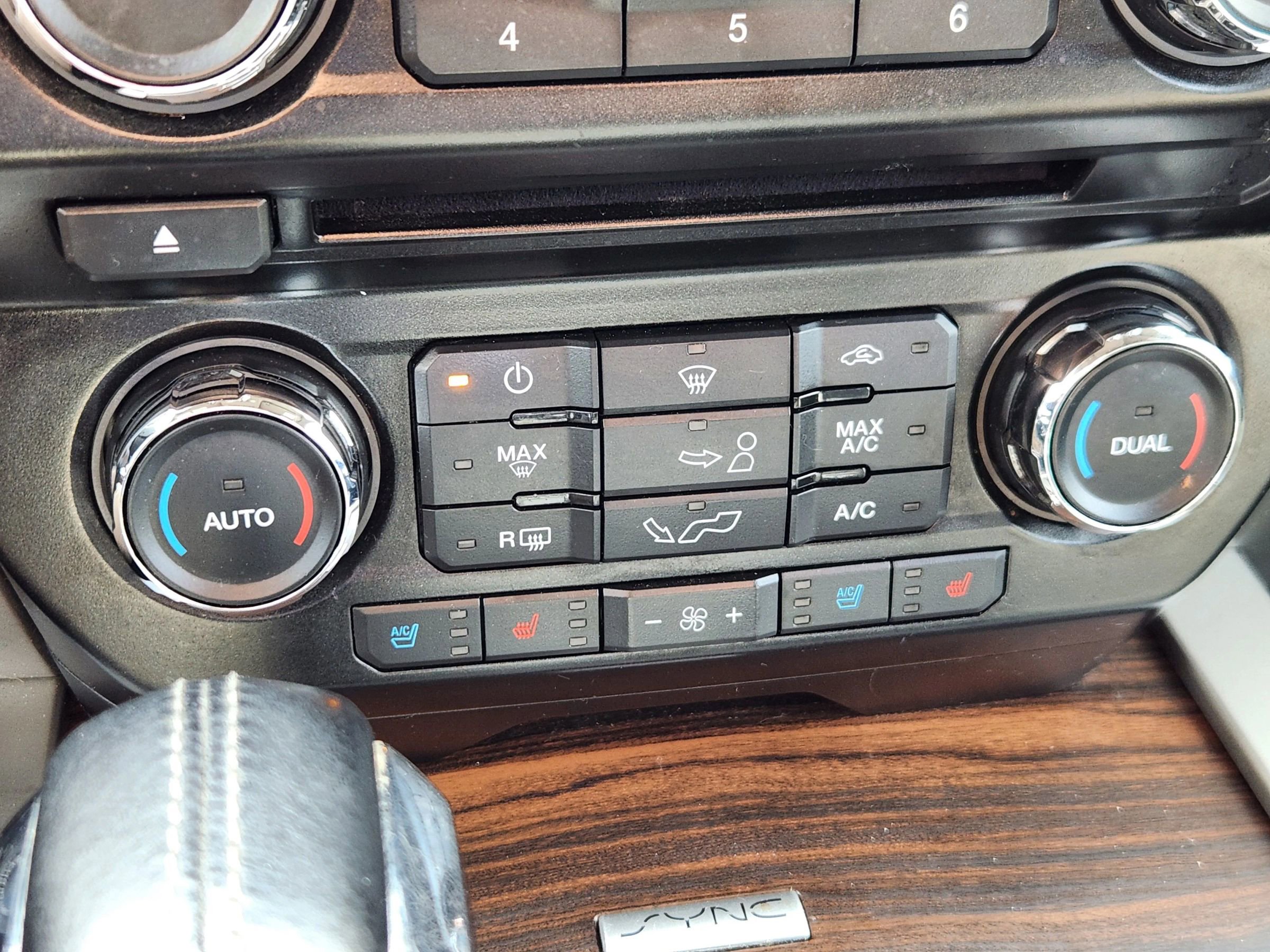 Used 2016 Ford F150 Lariat w/ Equipment Group 501A Mid image 36