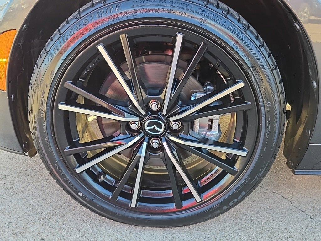 Used 2024 MAZDA MX-5 Miata RF Grand Touring image 12