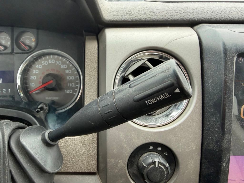 Used 2010 Ford F150 XLT image 12