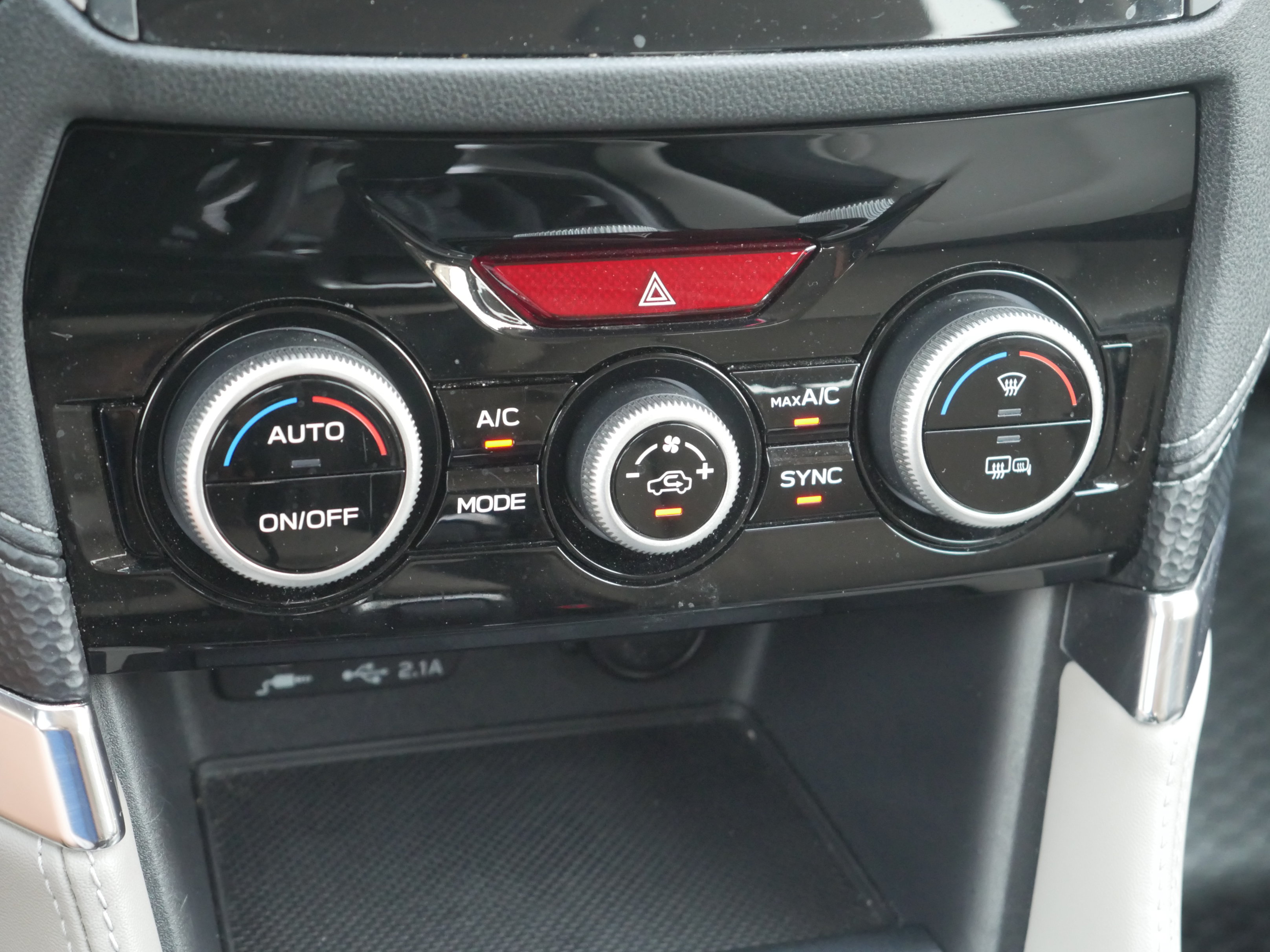Used 2024 Subaru Forester Limited AWD/4WD image 15
