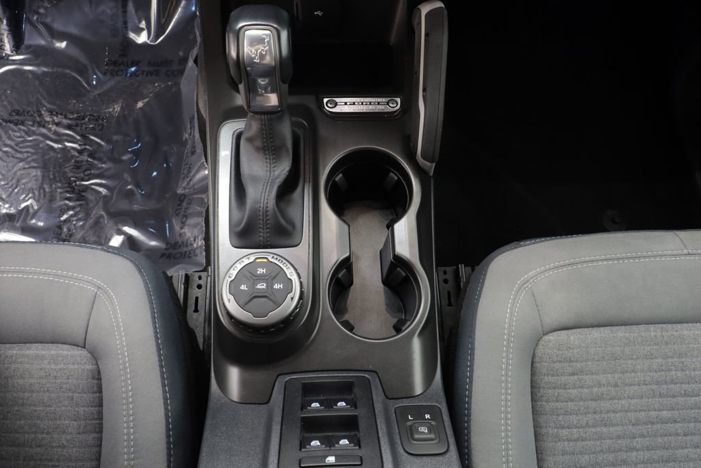 Used 2023 Ford Bronco Outer Banks AWD/4WD image 12