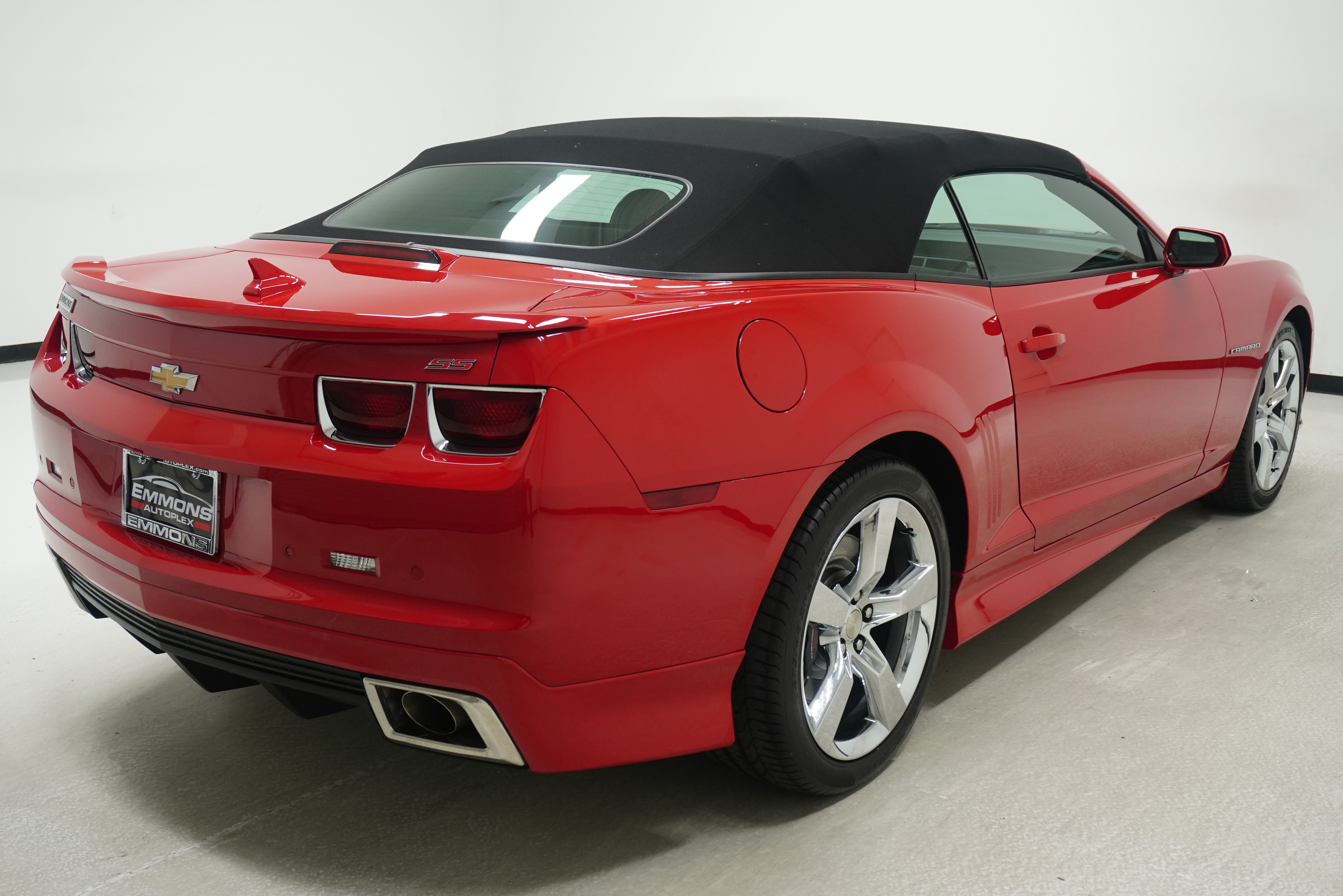 Used 2012 Chevrolet Camaro SS w/ RS Package RWD image 4