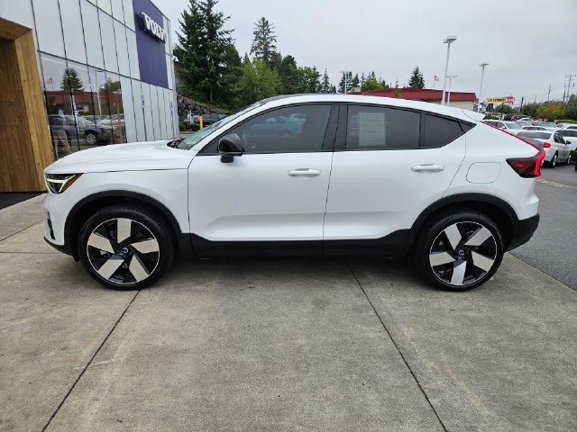 Certified 2023 Volvo C40 P8 Recharge Ultimate w/ Protection Package Premier AWD/4WD image 8