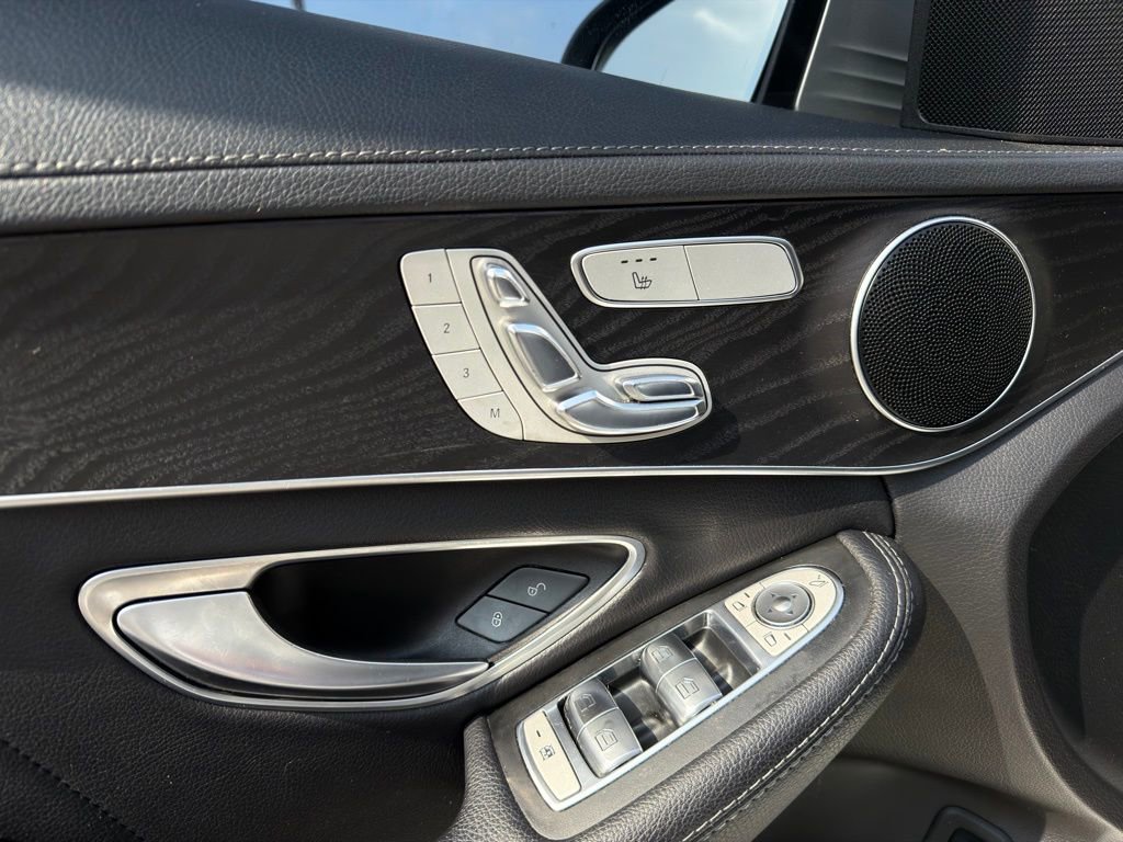 Used 2016 Mercedes-Benz C 300 Sedan w/ Multimedia Package image 11
