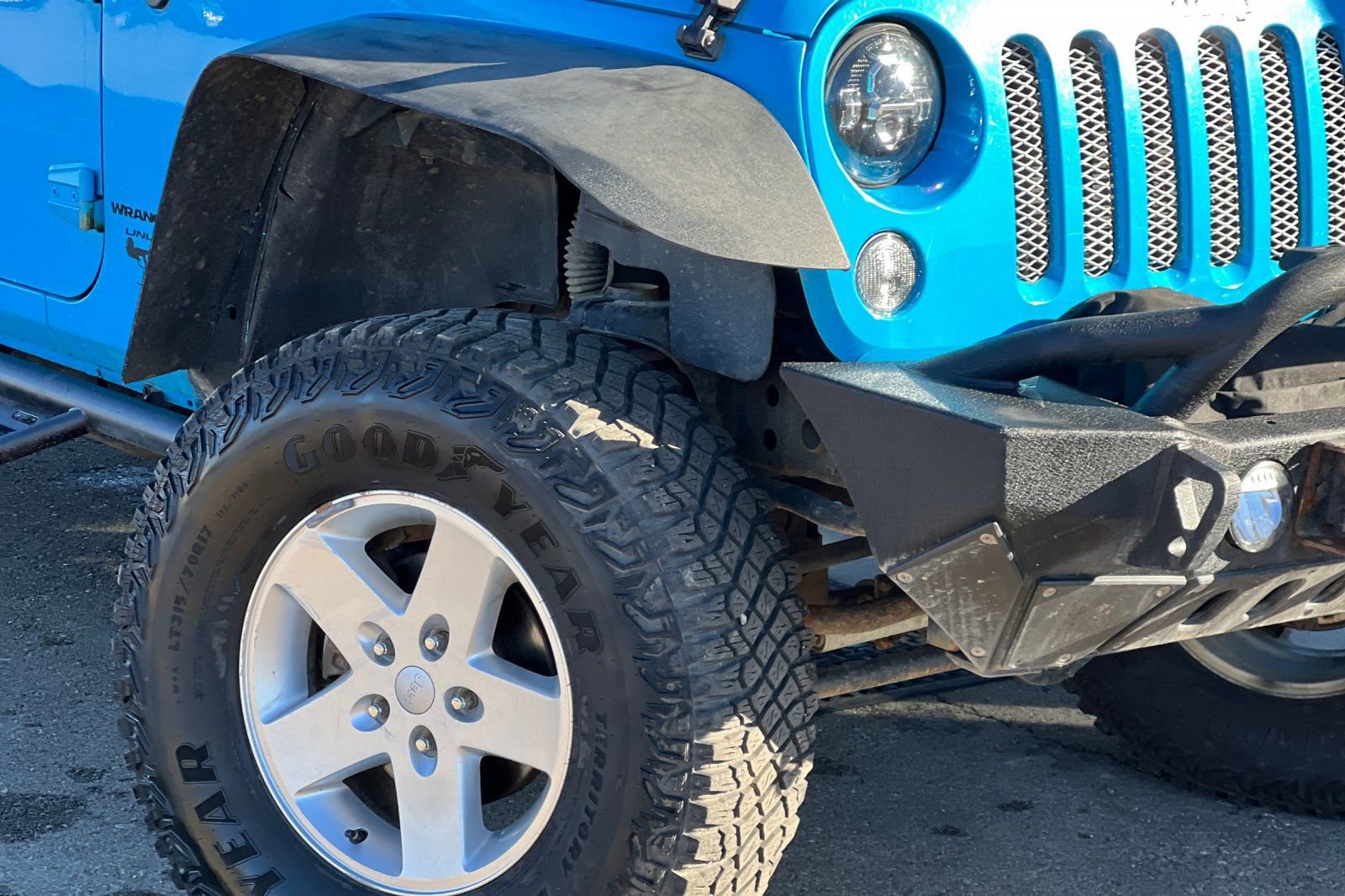 Used 2018 Jeep Wrangler Unlimited Rubicon w/ Cold Weather Group image 27