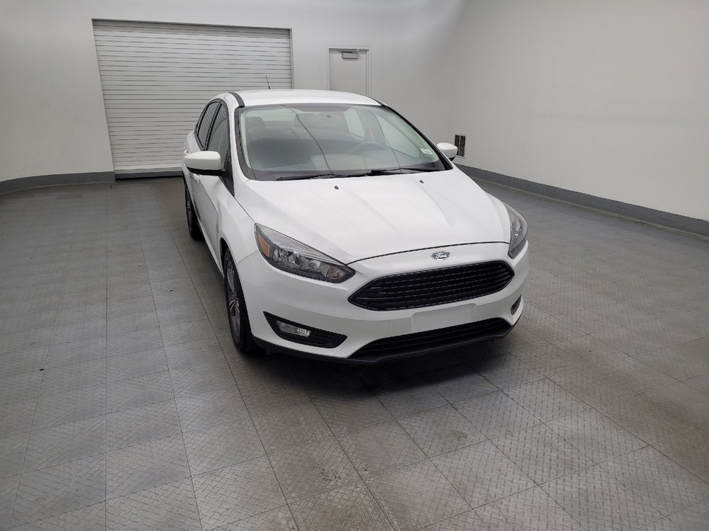 Used 2018 Ford Focus SE w/ SE Appearance Package FWD image 14