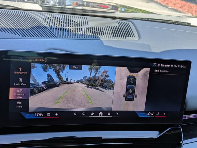 Used 2024 BMW 530i xDrive w/ Premium Package image 31