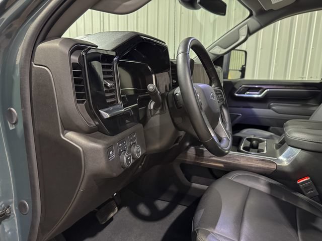 Used 2025 Chevrolet Silverado 2500 LTZ w/ Trail Boss Package AWD/4WD image 12