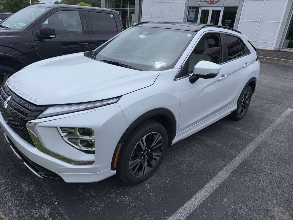 Used 2024 Mitsubishi Eclipse Cross SEL AWD/4WD image 2