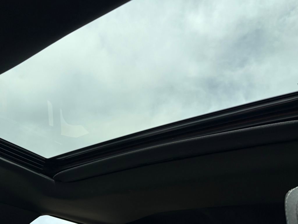 Used 2024 Toyota Tacoma TRD Sport w/ TRD Sport Upgrade Package image 30