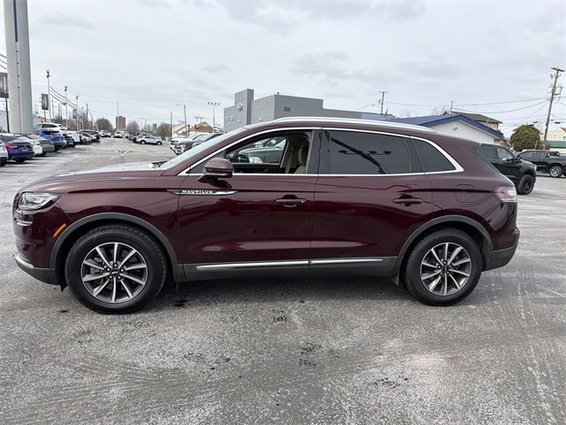 Used 2022 Lincoln Nautilus FWD image 7