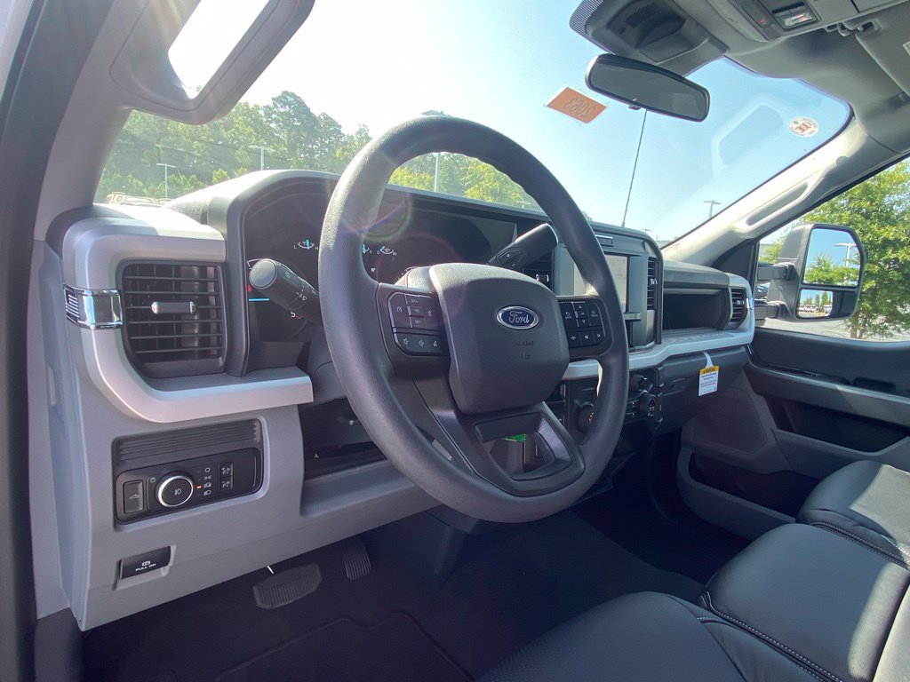 New 2026 Ford F350 XL w/ STX Appearance Package AWD/4WD image 9