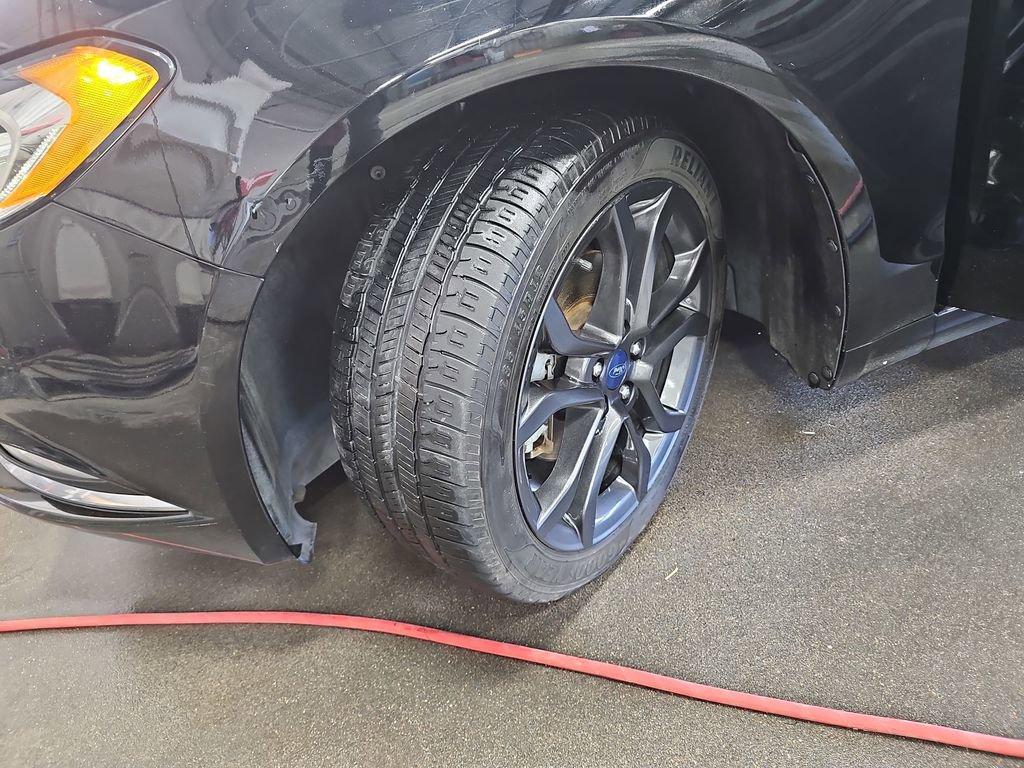 Used 2018 Ford Fusion SE w/ Equipment Group 201A image 30