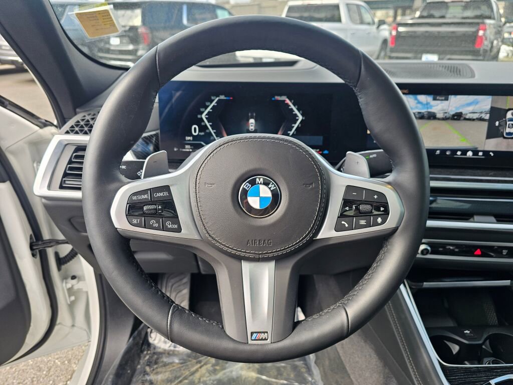 Used 2026 BMW X6 xDrive40i image 12