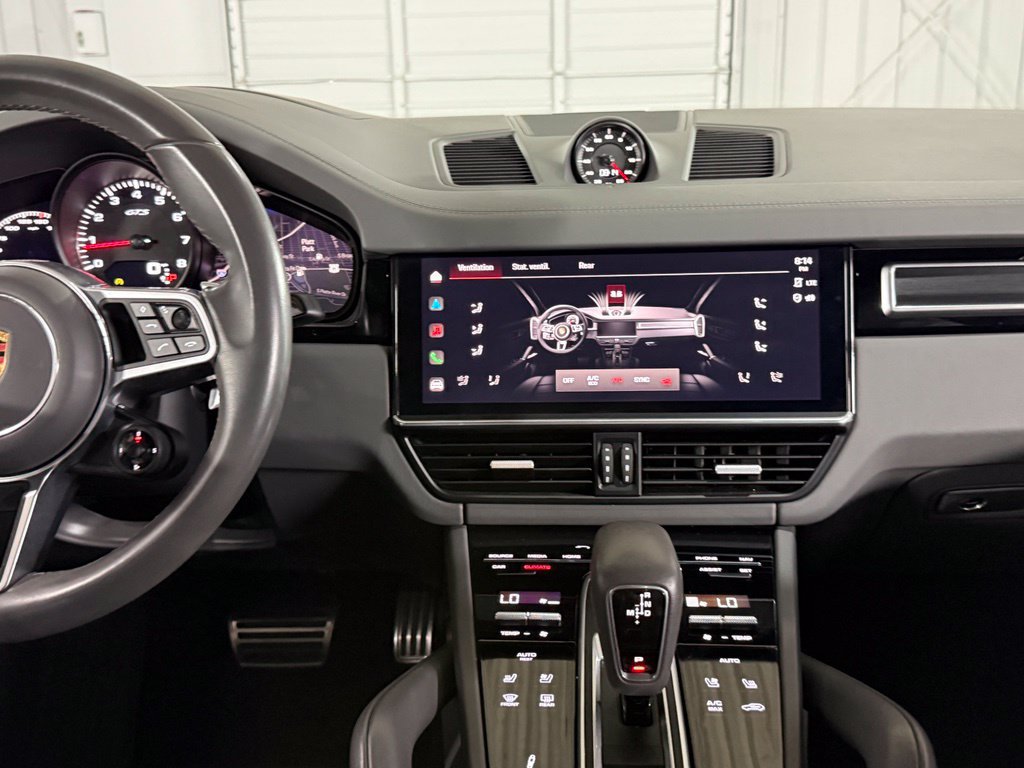Used 2022 Porsche Cayenne GTS AWD/4WD image 52