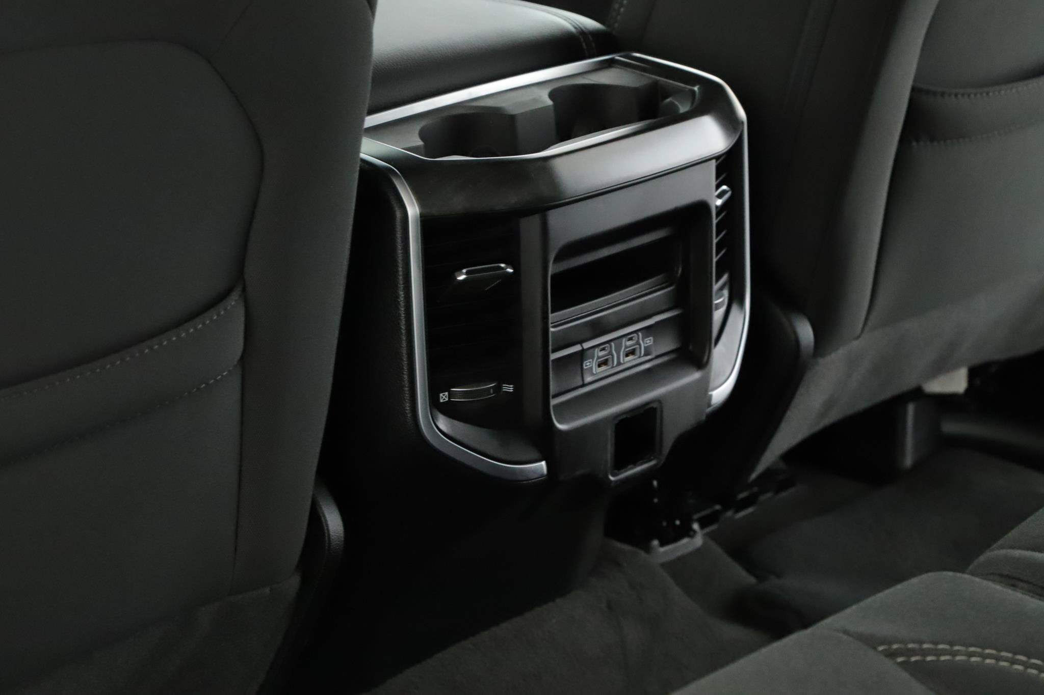 Used 2024 RAM 1500 Big Horn AWD/4WD image 6