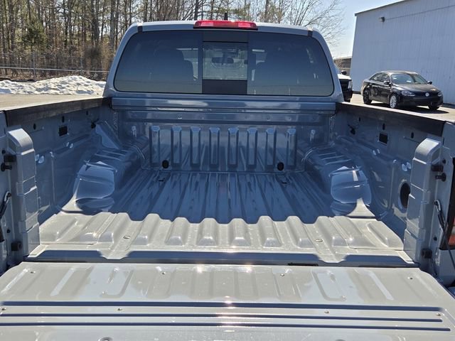 Certified 2025 Nissan Frontier PRO-4X image 9