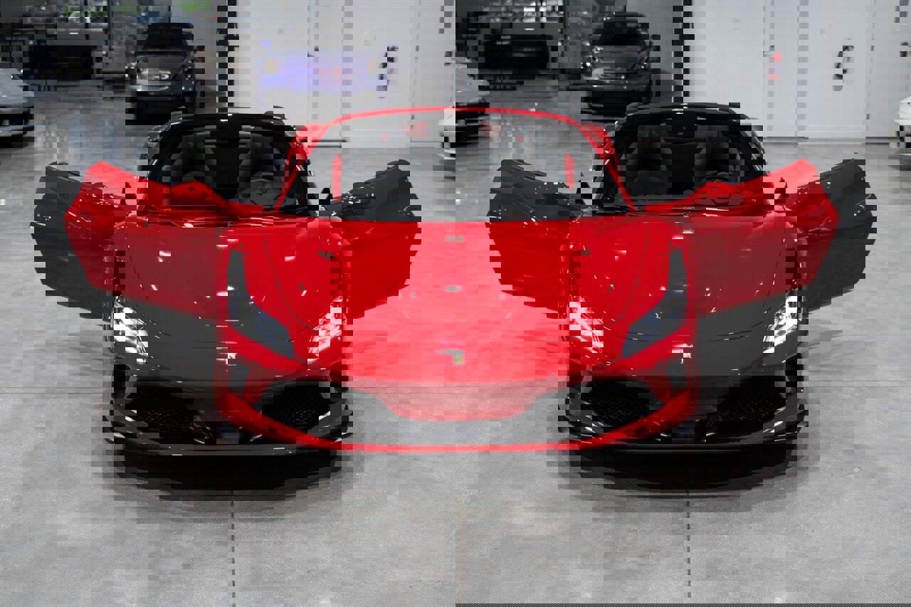 Used 2021 Ferrari F8 Tributo image 40