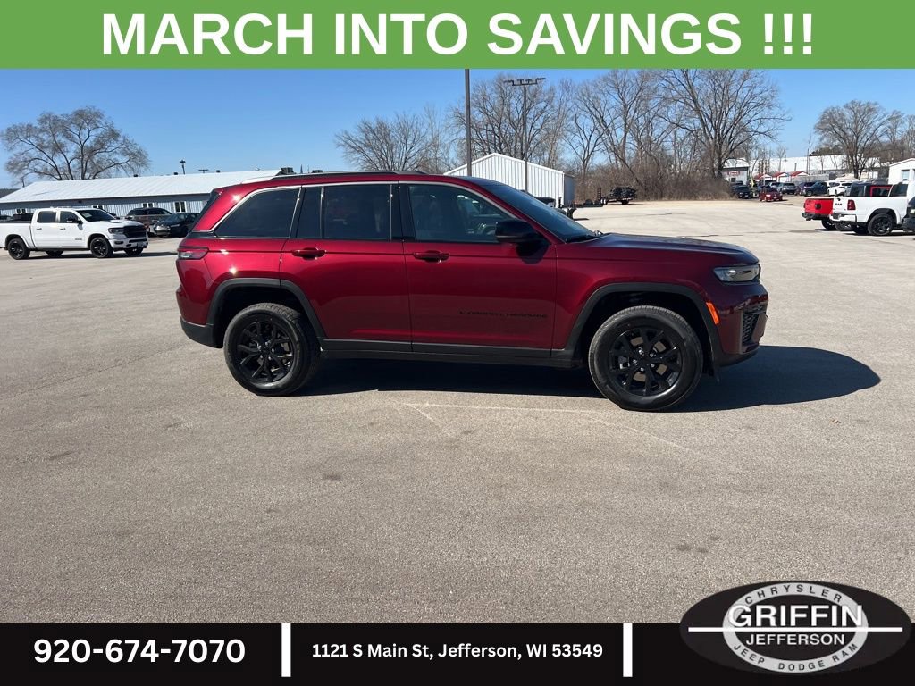 New 2026 Jeep Grand Cherokee Altitude image 8