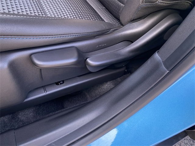 Certified 2025 Chevrolet Trax LT w/ LT Convenience Package image 23