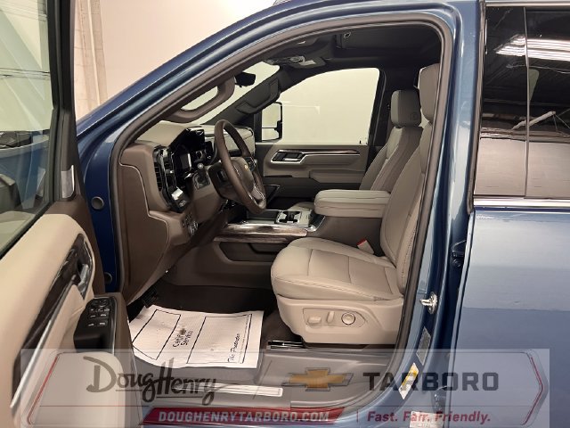 New 2026 Chevrolet Silverado 2500 LTZ w/ LTZ Plus Package AWD/4WD image 31