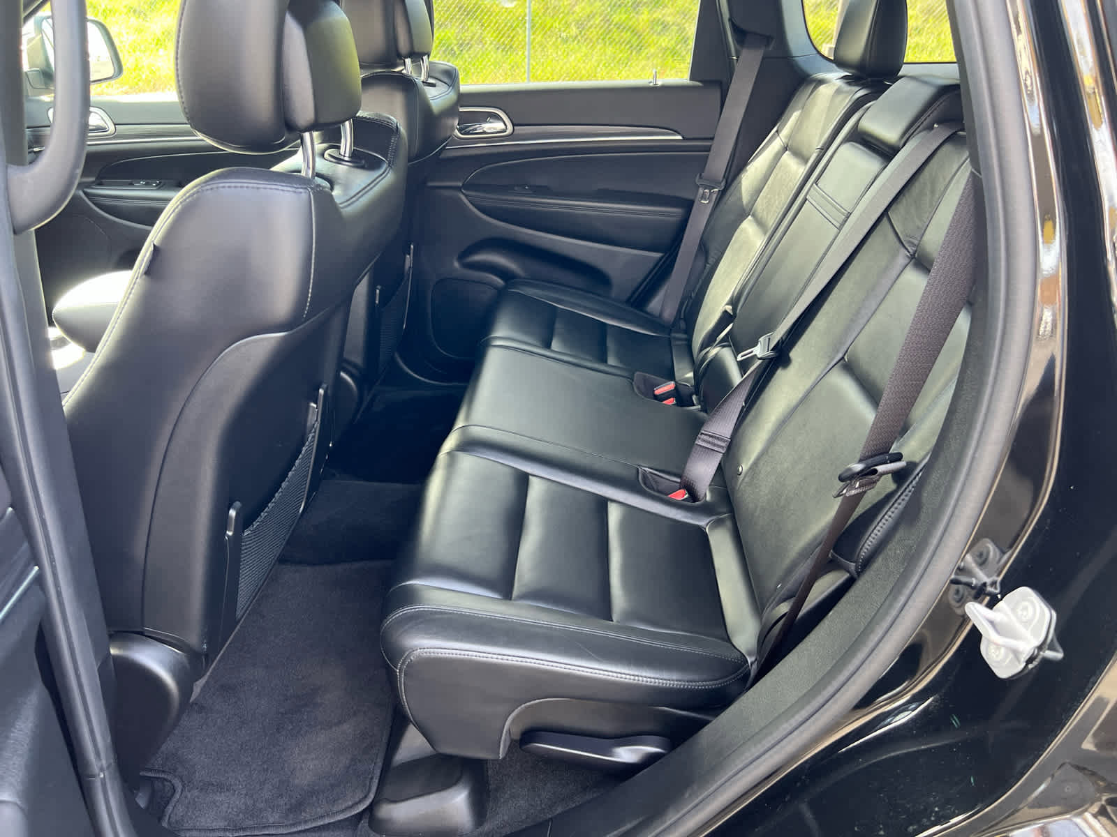 Used 2022 Jeep Grand Cherokee Limited image 13