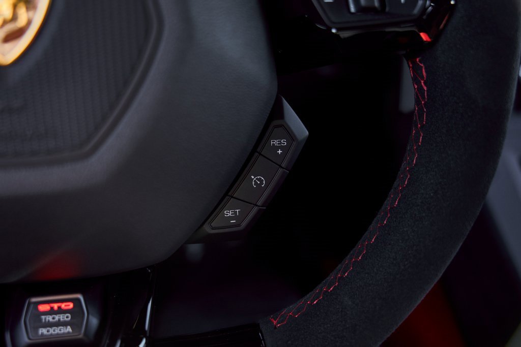 Used 2024 Lamborghini Huracan STO image 58