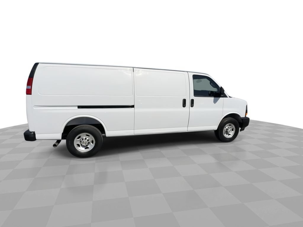 Used 2025 Chevrolet Express 2500 Extended w/ Driver Convenience Package RWD image 10