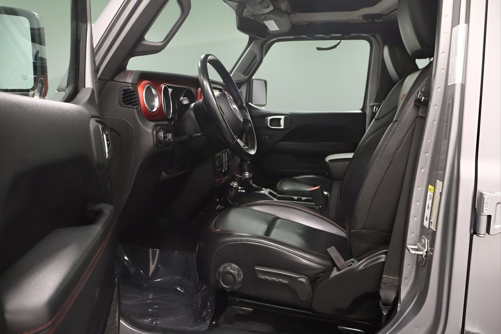 Used 2020 Jeep Gladiator Rubicon w/ Dual Top Group AWD/4WD image 13