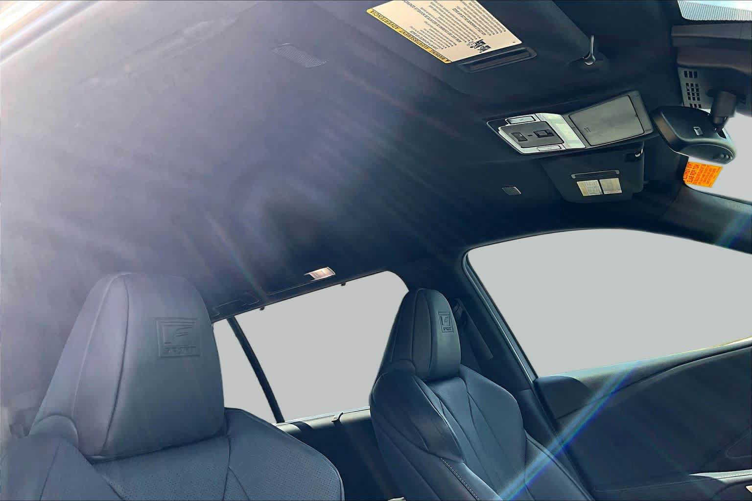 Used 2024 Lexus TX 500h AWD w/ Technology Package image 14