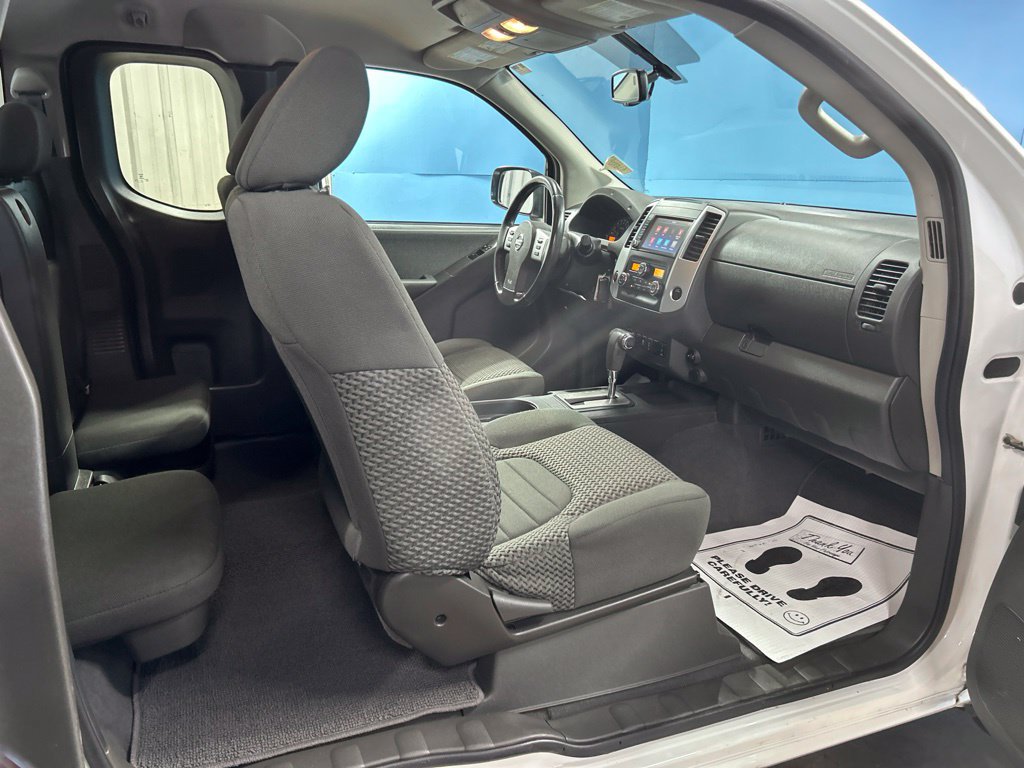 Used 2019 Nissan Frontier SV w/ Value Truck Package AWD/4WD image 40