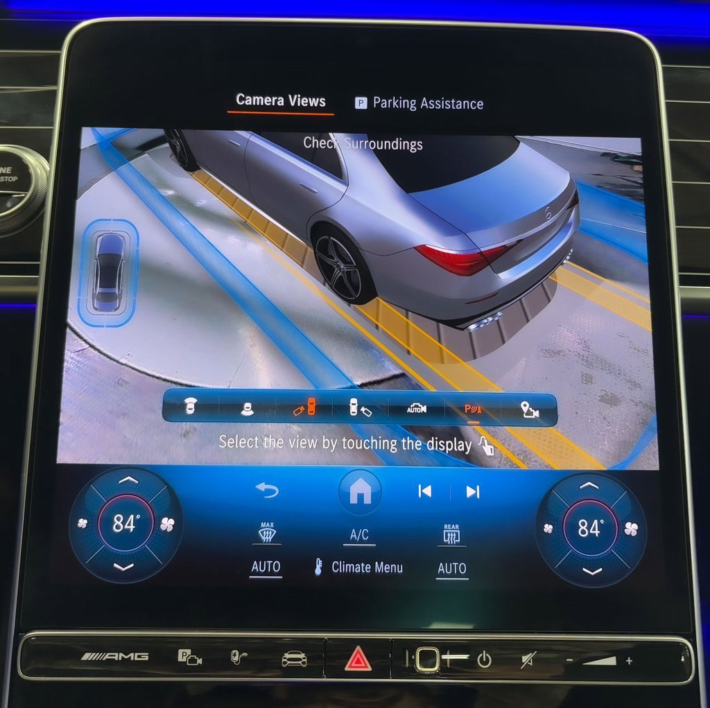 Used 2024 Mercedes-Benz S 63 AMG S w/ Carbon Fiber Exterior Package image 24