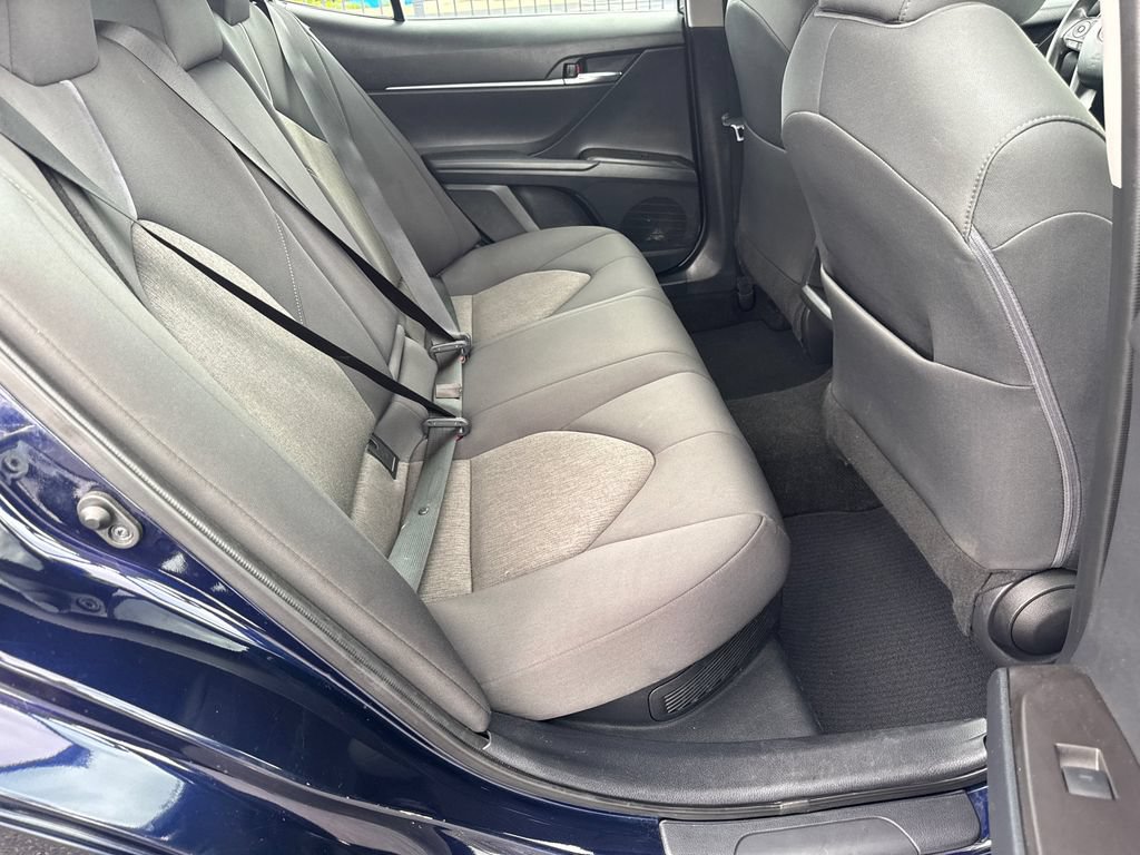 Used 2022 Toyota Camry LE FWD image 16