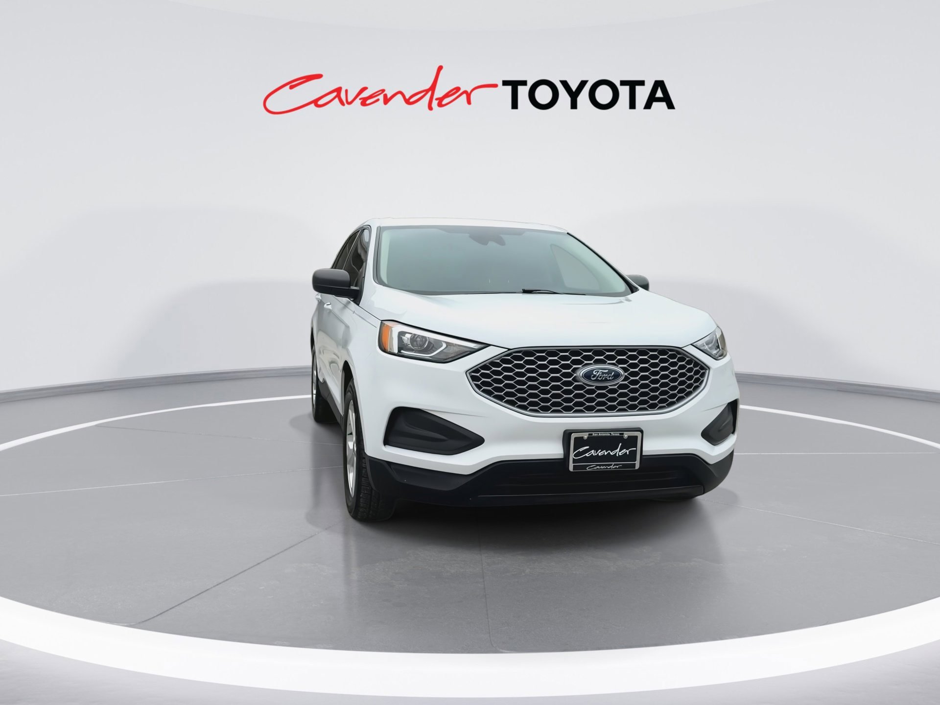 Used 2024 Ford Edge SE AWD/4WD image 3