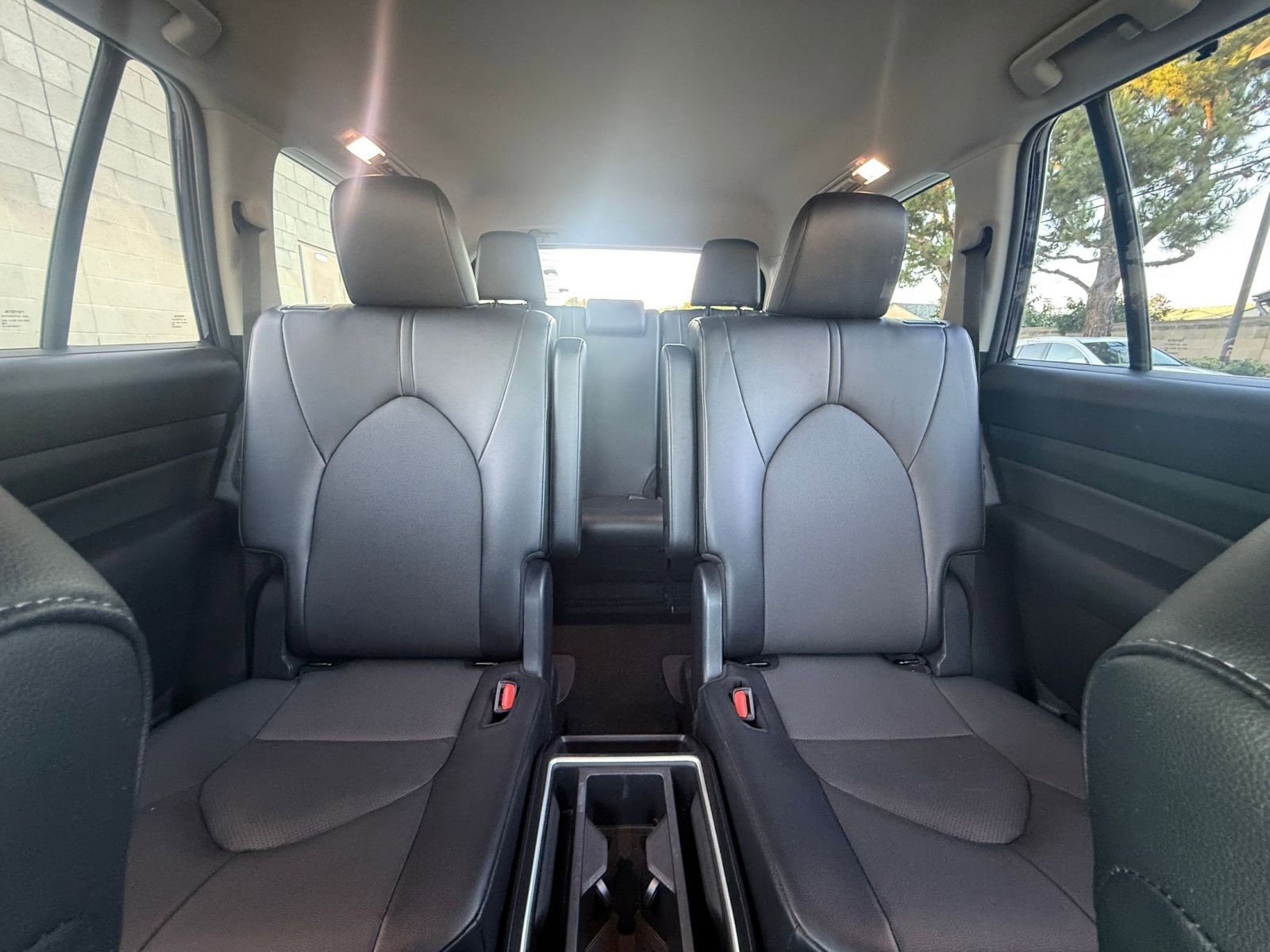 Used 2025 Toyota Grand Highlander FWD image 35
