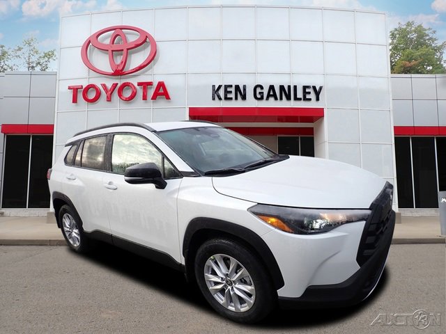 New 2026 Toyota Corolla Cross LE image 1