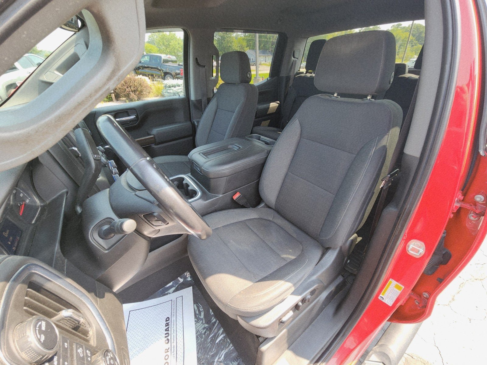Used 2022 Chevrolet Silverado 1500 LT Trail Boss w/ Safety Package AWD/4WD image 30