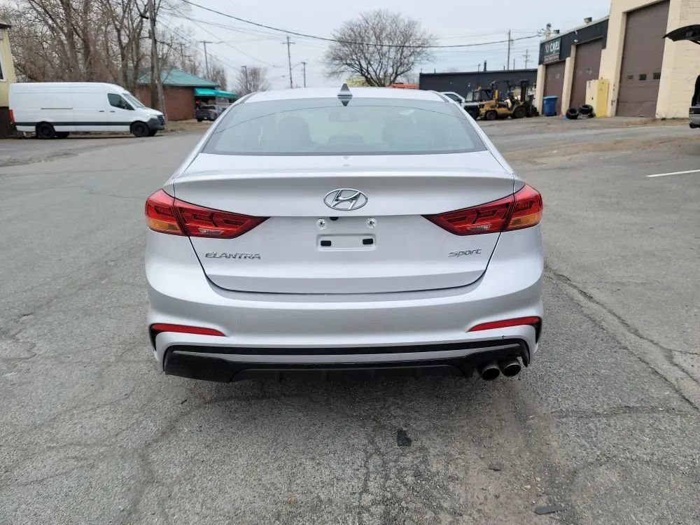 Used 2018 Hyundai Elantra Sport w/ Sport Premium Package 03 FWD image 6