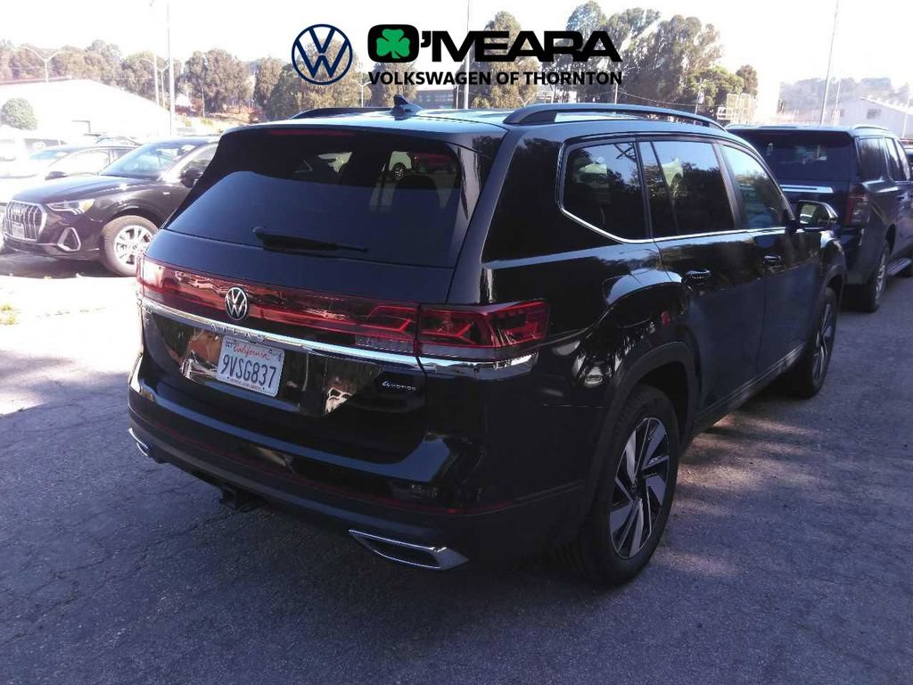 Used 2026 Volkswagen Atlas SE AWD/4WD image 3