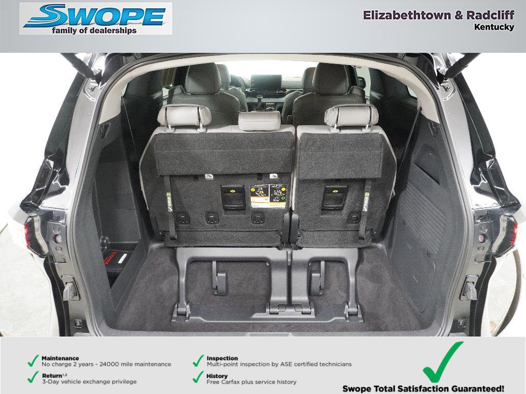 Used 2025 Toyota Sienna XLE image 26